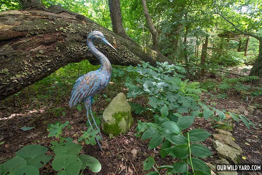 bird garden statue